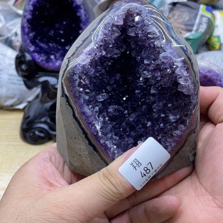 未镶嵌水晶大型摆件（非配饰）