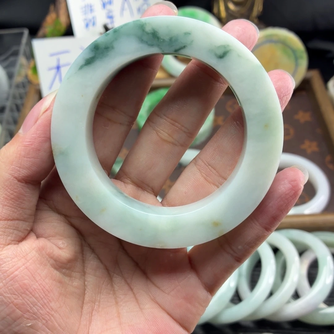定制翡翠未镶嵌翡翠A货毛胚手镯定制