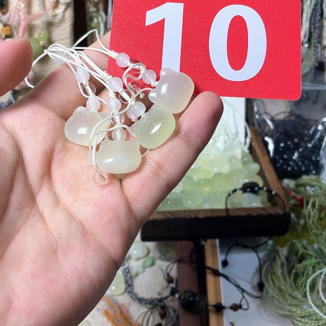 蛇纹石玉合金颈饰