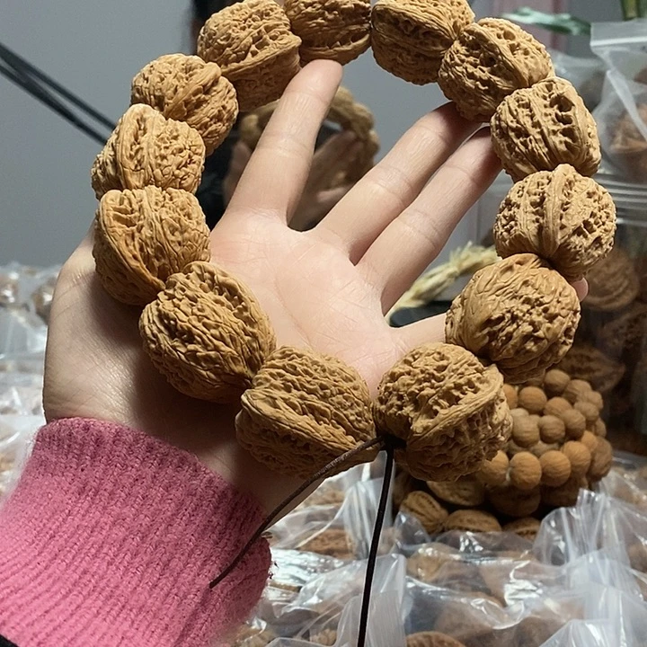 把件文玩核桃35绣球手持