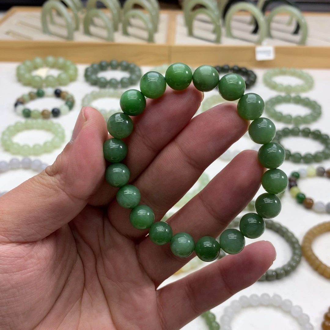 和田玉手串（碧玉9.5）未镶嵌