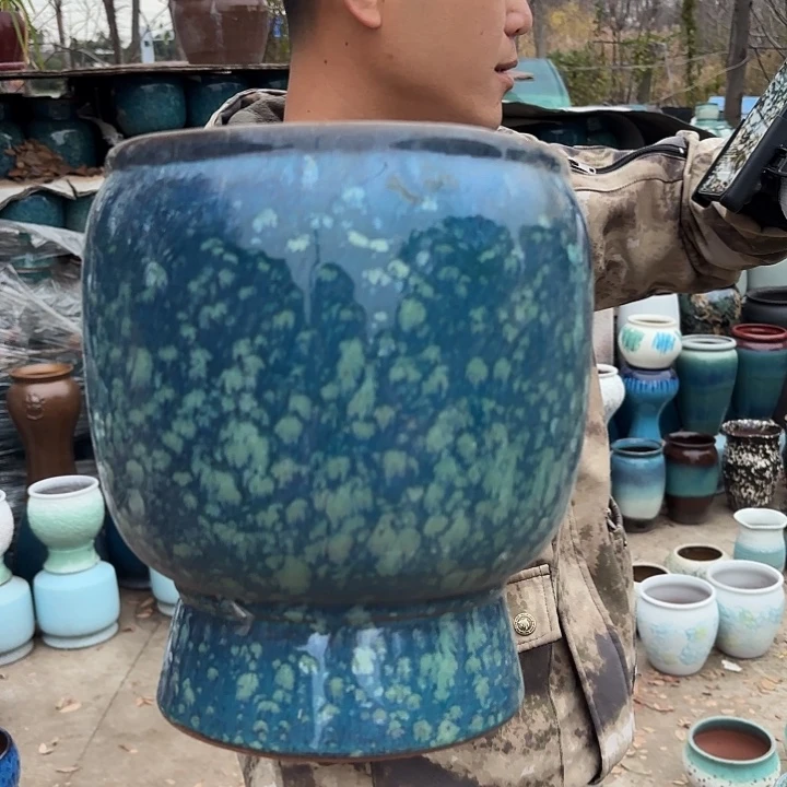 高度25厘米口20厘米