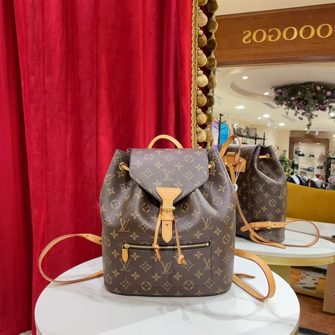 95新 LouisVuitton/路易威登 Montsouris双肩包小号/11781426