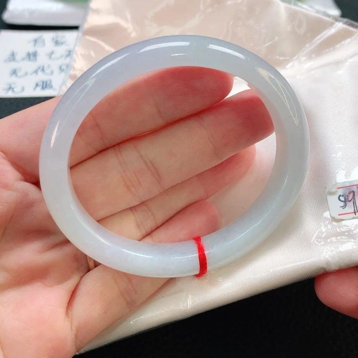 翡翠手镯未镶嵌59贵妃