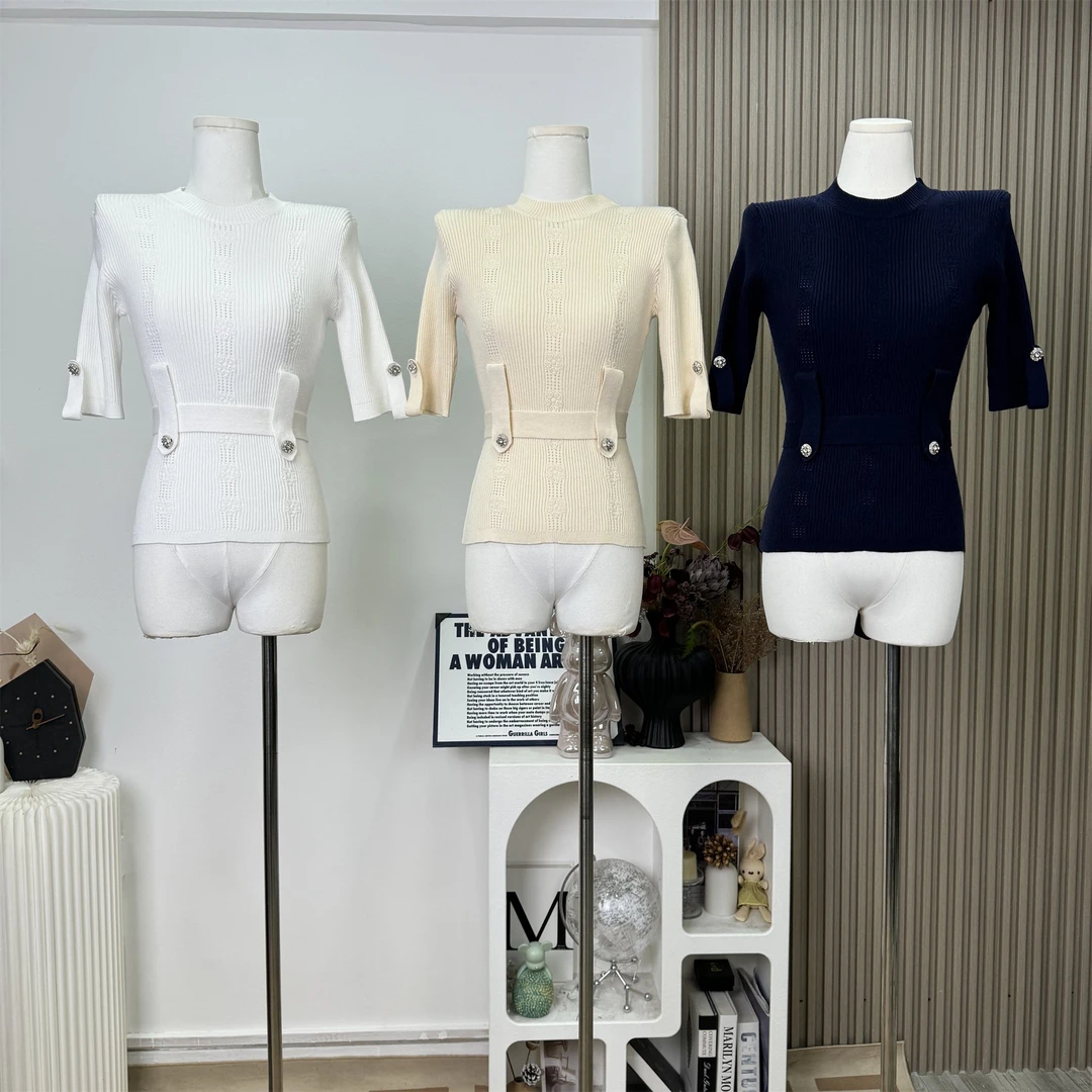 年度zui爱香香系3色多件多折腰带提花打底针织衫