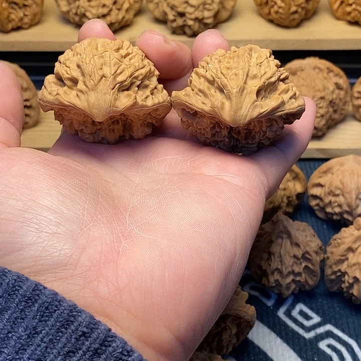 核桃文玩核桃蛇头福利