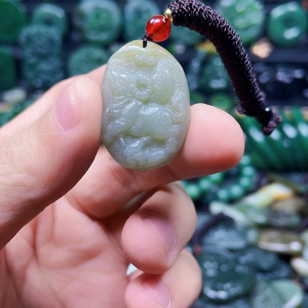 和田玉未镶嵌珠宝奇石