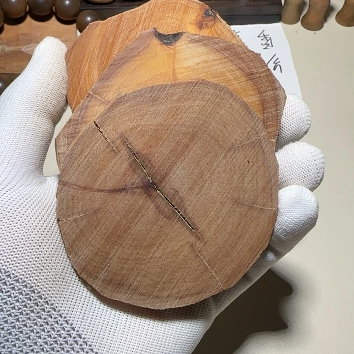 檀香木老山檀香黑黄肉原料切片约70g奶香