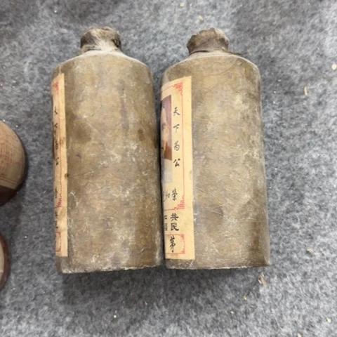 盘子瓶子手工手绘