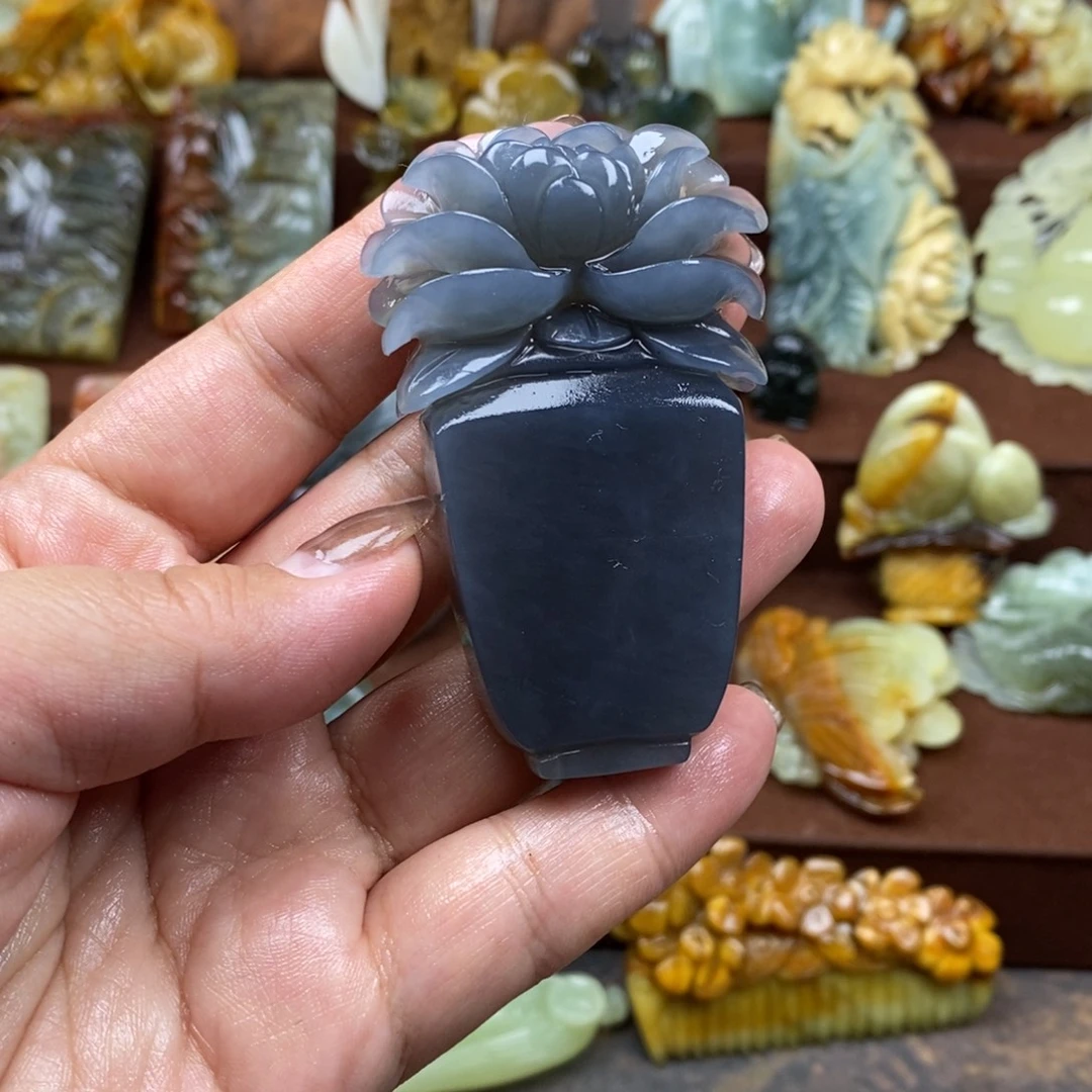 我***心蛇纹石玉未镶嵌吊坠(赠链)