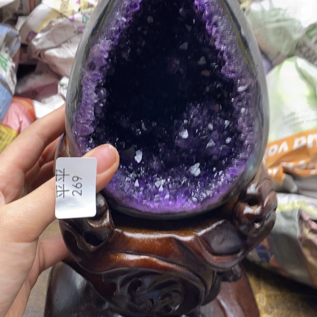 紫晶乌拉圭未镶嵌随****云