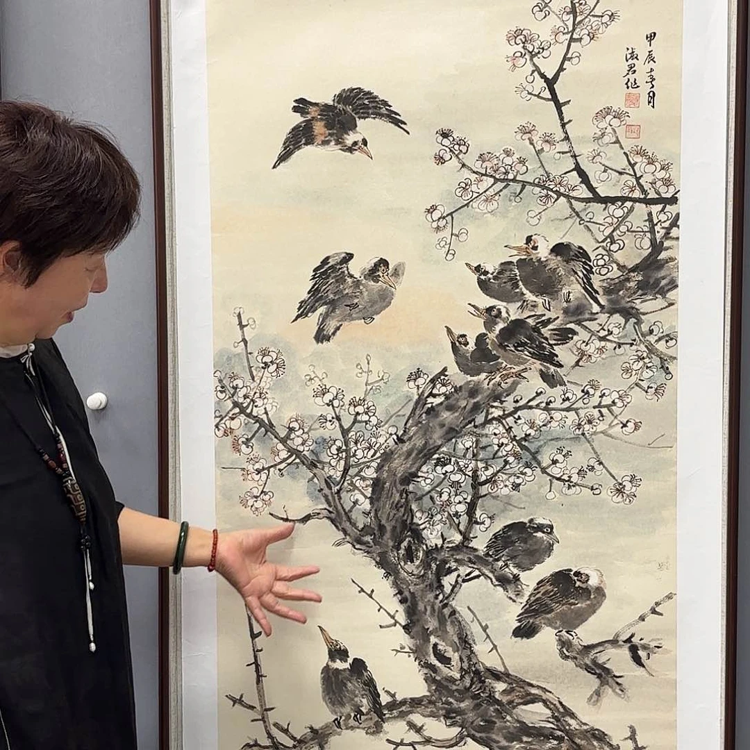 国画艺术家真人手绘