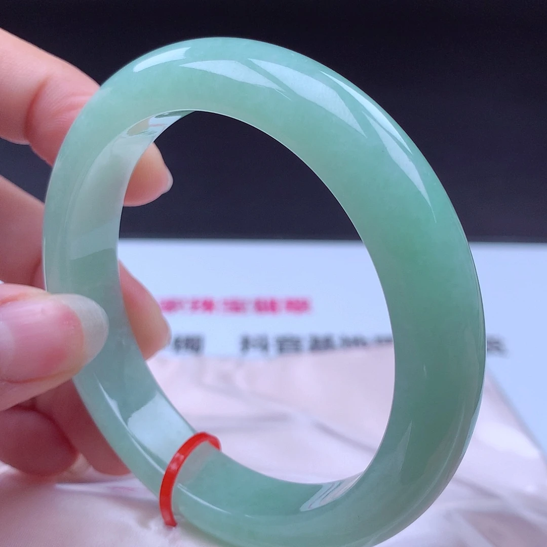 翡翠未镶嵌手镯手镯002071