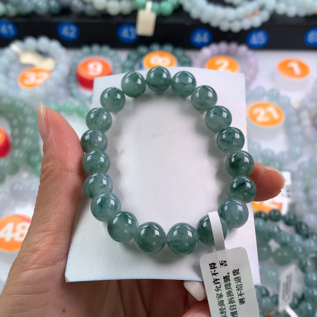 山***丶未镶嵌手链翡翠卡10