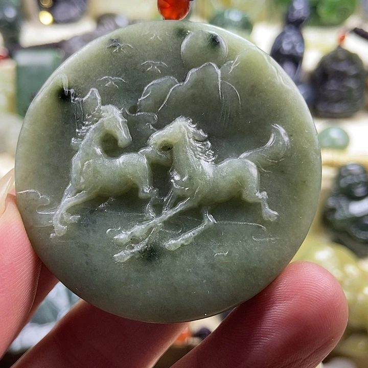 和田玉未镶嵌颈饰