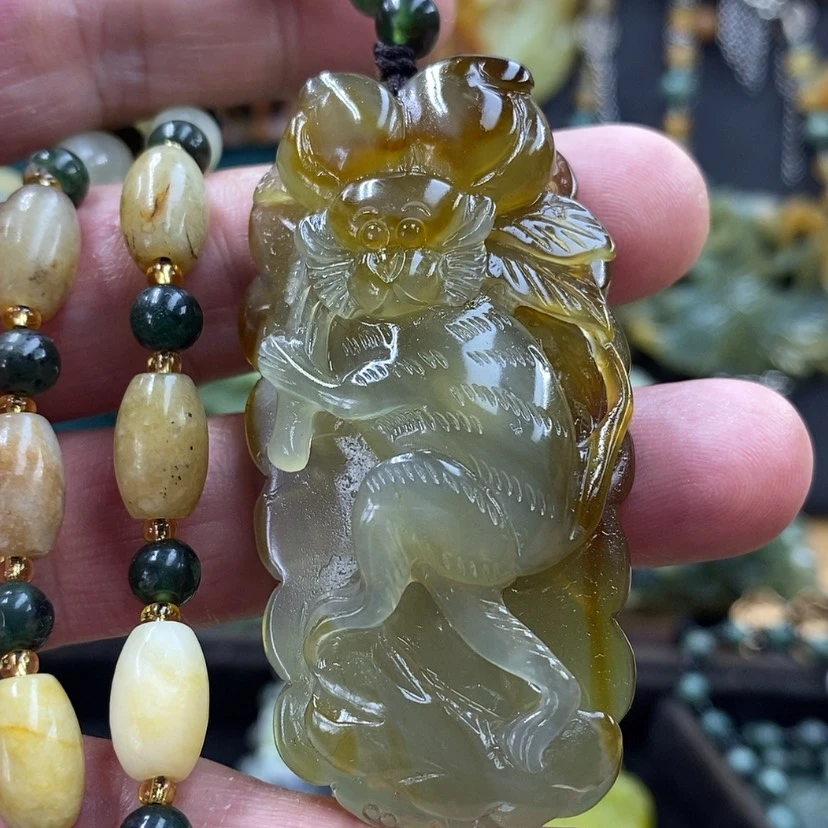 【闪购商品】未镶嵌岫玉吊坠手工雕刻
