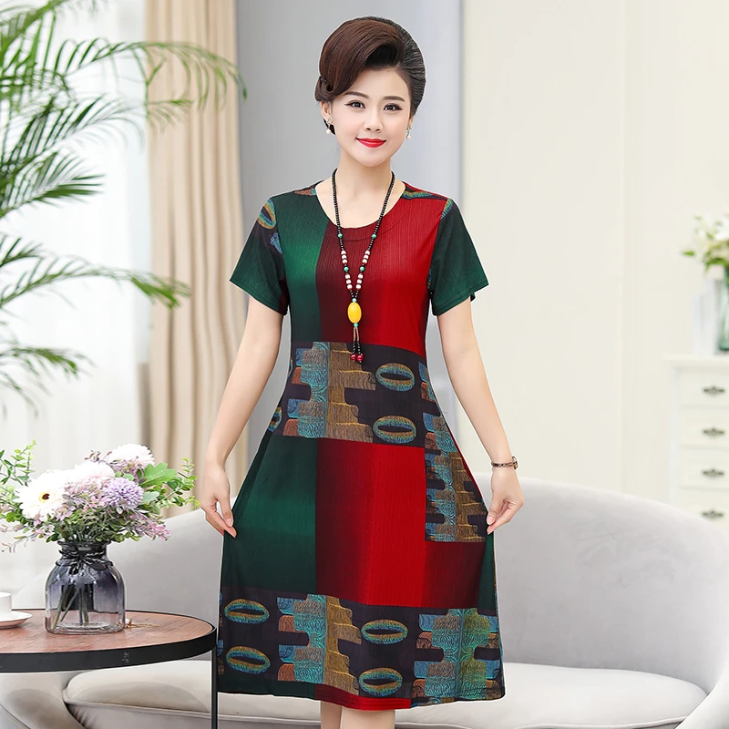 中老年弹力冰丝碎花连衣裙妈妈装夏季短袖显瘦宽松中长款洋气裙子