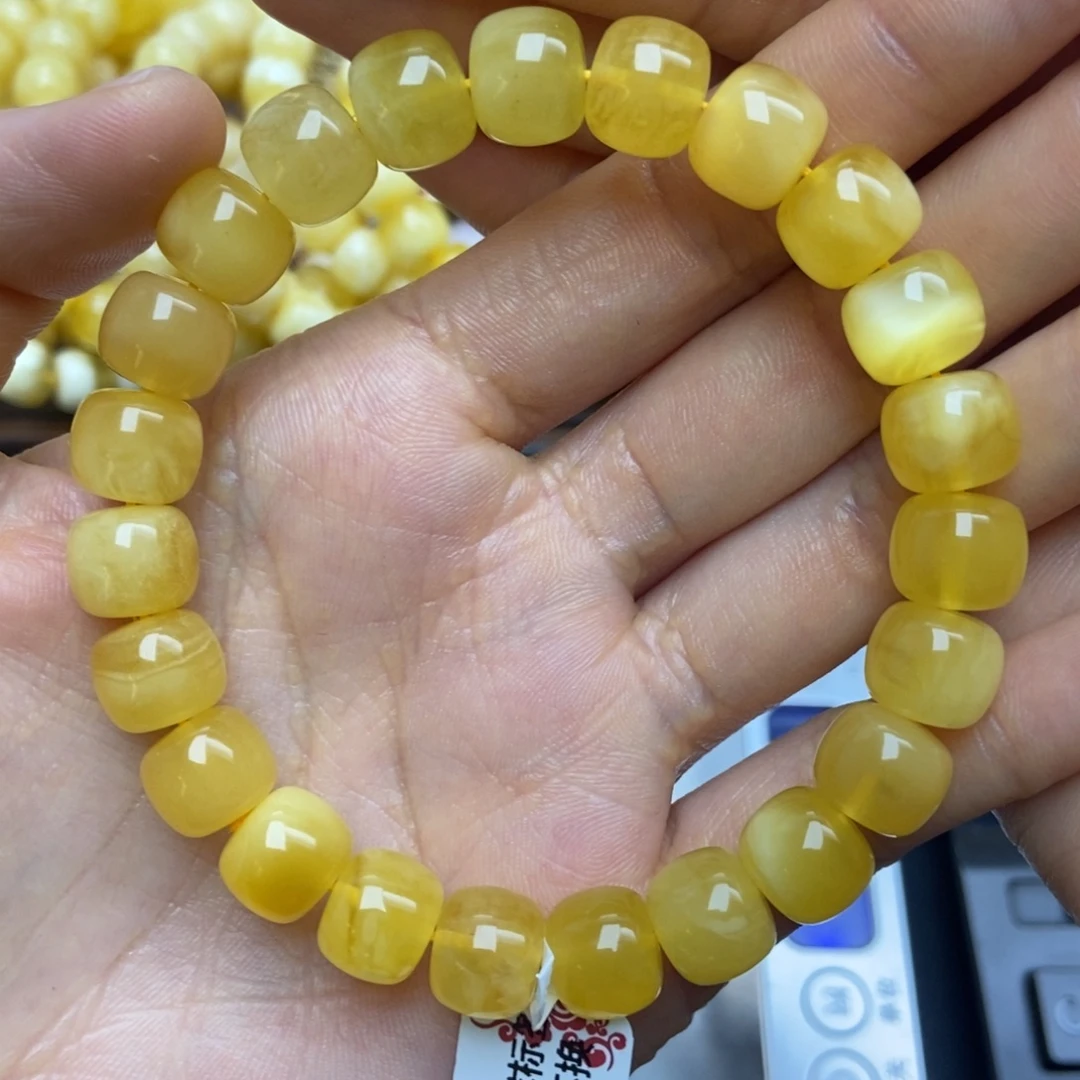 蜜蜡未镶嵌珠宝奇石113