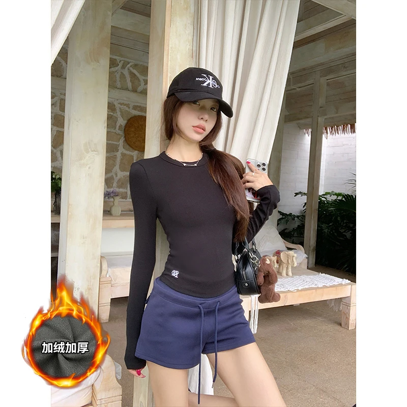 Moses Queen/魔西女王正肩收腰长袖刺绣t恤加绒加厚打底显瘦上衣