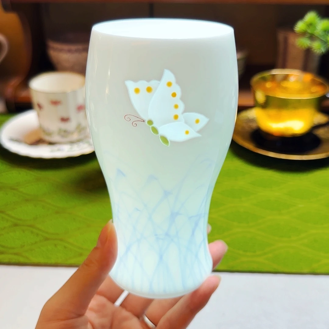 她家陶瓷真好看呀