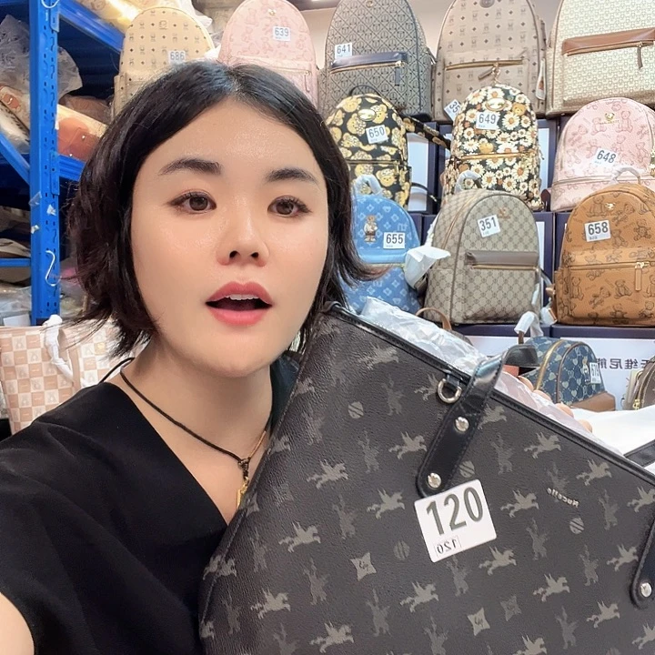 PVC包包包包包包包包包包