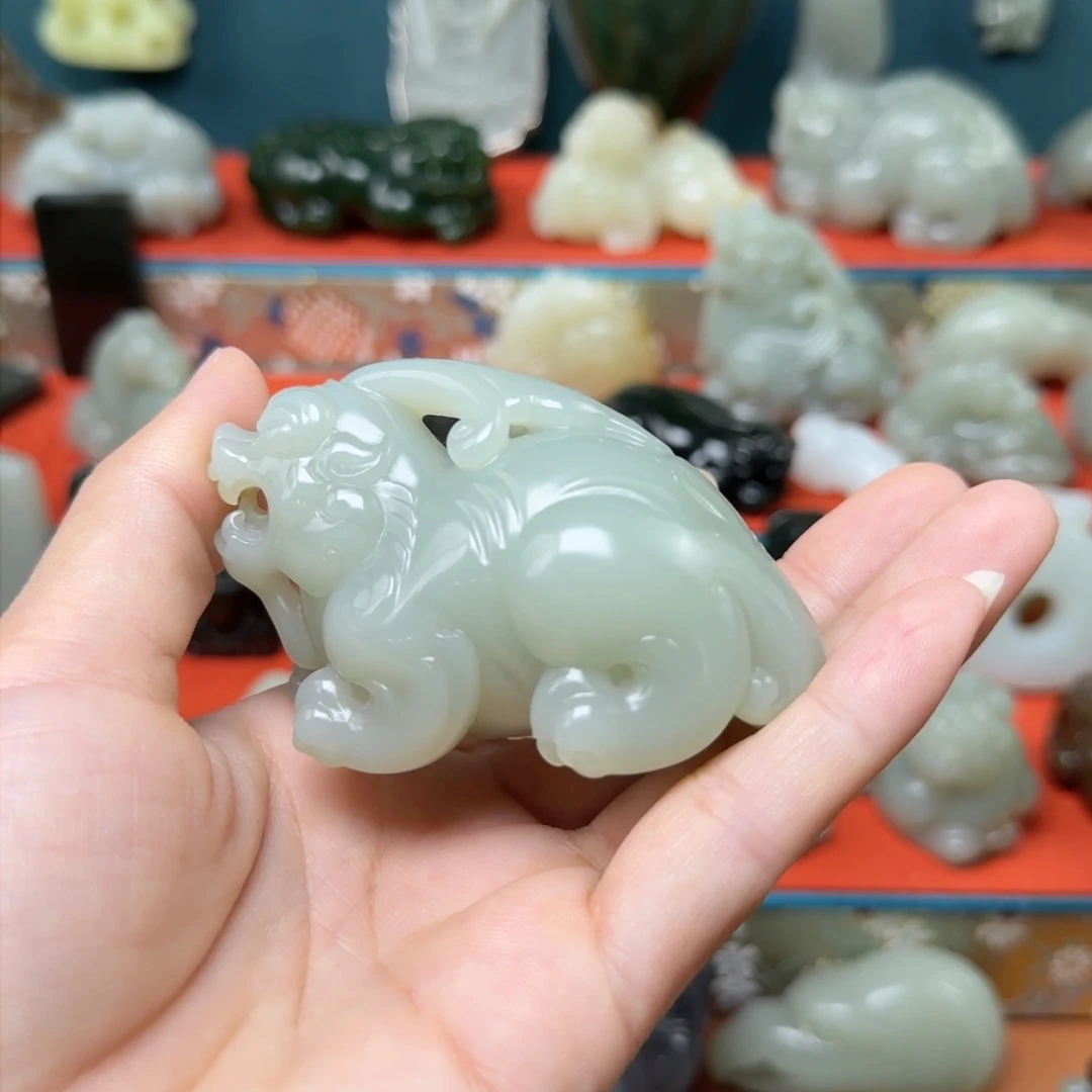 未镶嵌和田玉挂件