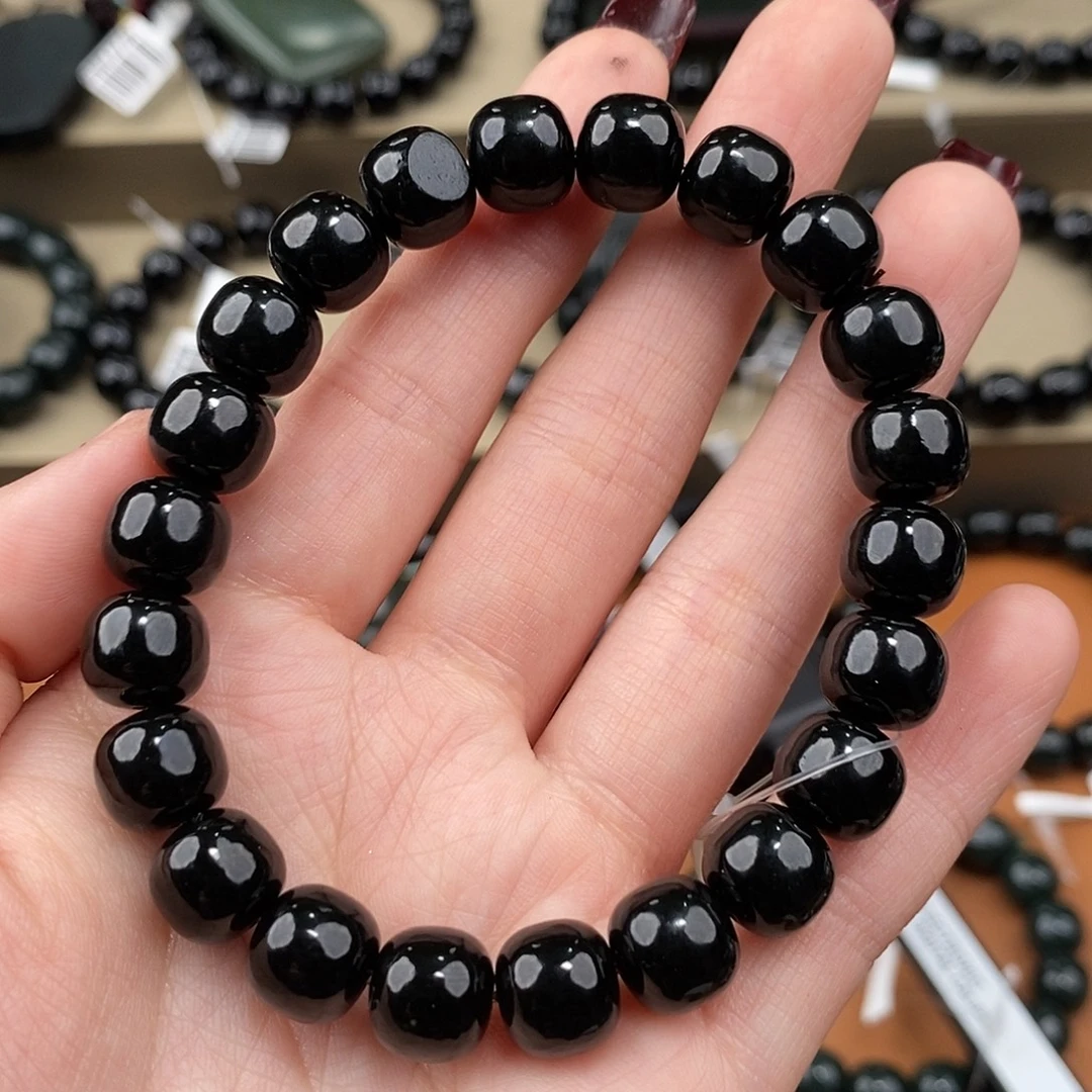 P***g和田玉未镶嵌手链