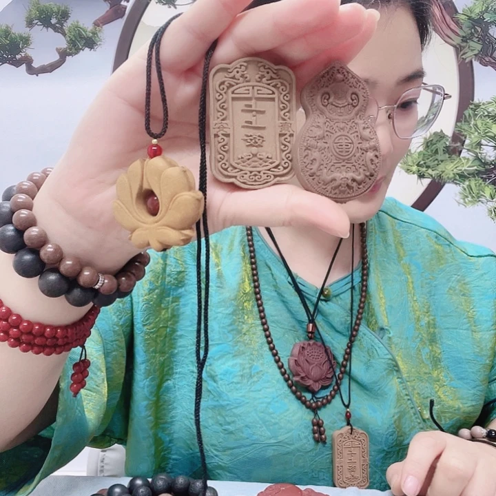 小***蚊安宫古莲花➕洋甘菊葫芦➕栀子花上上签