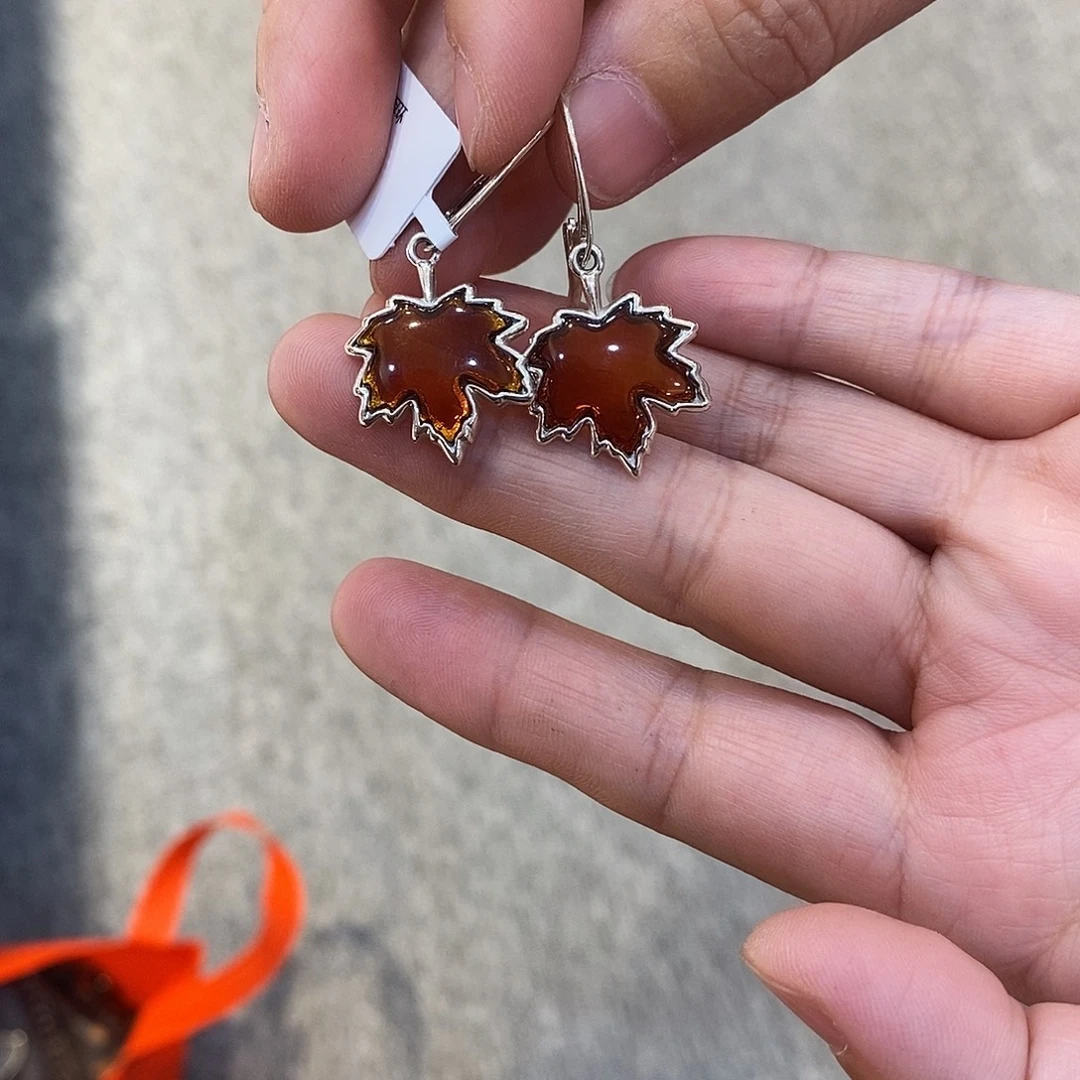 琥珀未镶嵌裸石耳坠