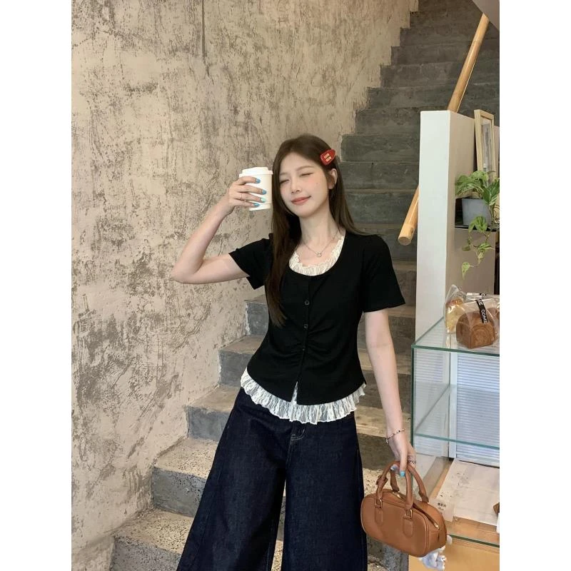 现货夏季胖mm遮肉蕾丝拼接上衣大码黑色假两件正肩短袖T恤04035