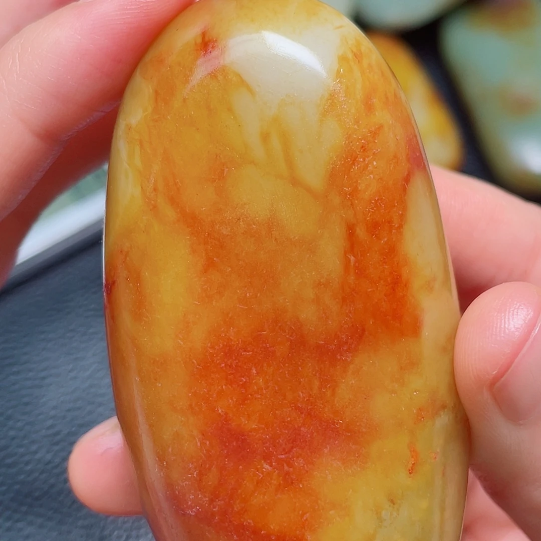 和田玉未镶嵌珠宝奇石