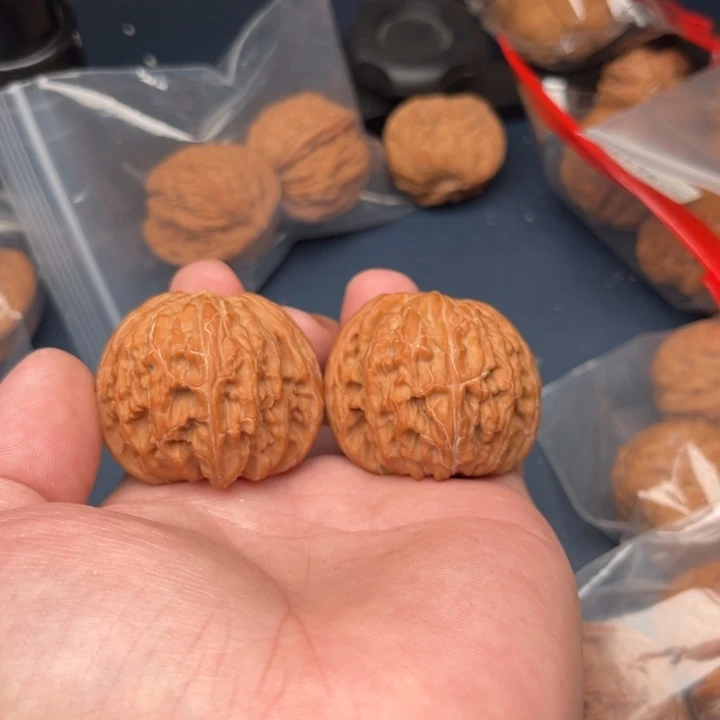 子***厚文玩核桃吊坠41磨盘邮费顺丰到付