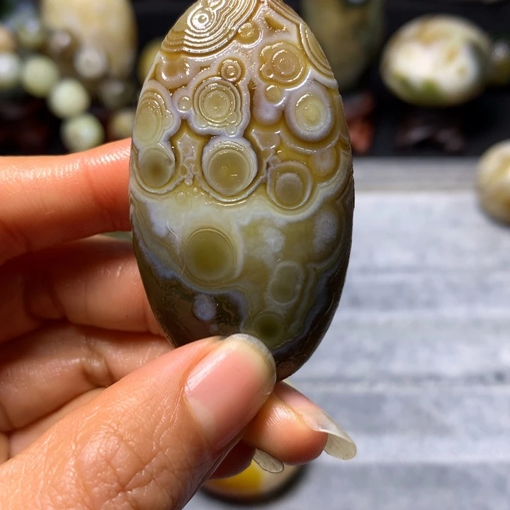 雨***洋玛瑙/玉髓未镶嵌裸石