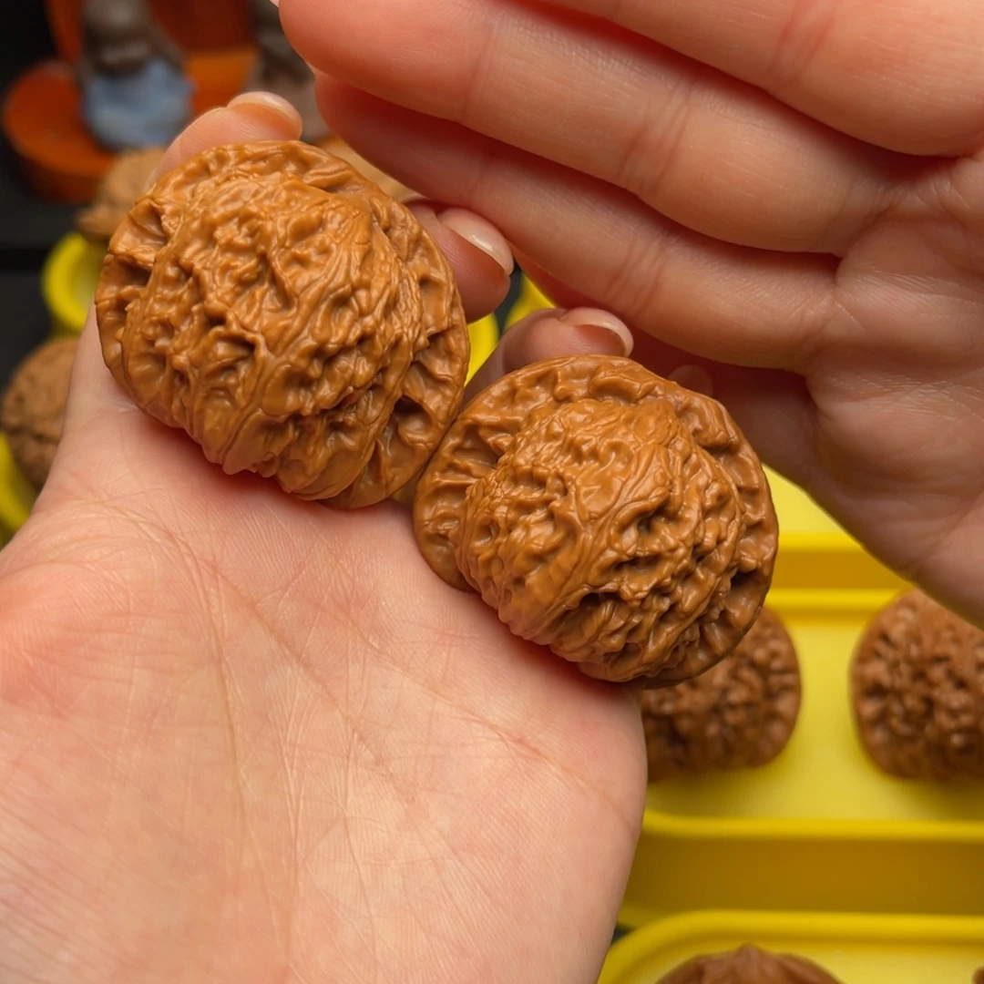 文玩核桃把件43白狮子