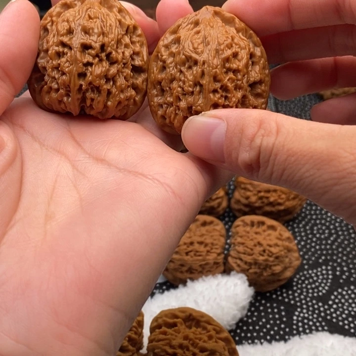 飞***吊坠文玩核桃三角炮