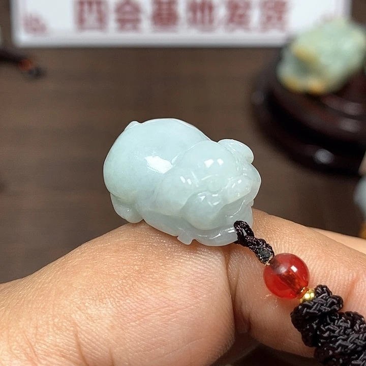 颈饰未镶嵌翡翠天然翡翠玉A货配证书