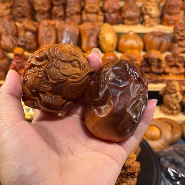 一***。柏木（崖柏）崖柏手把件