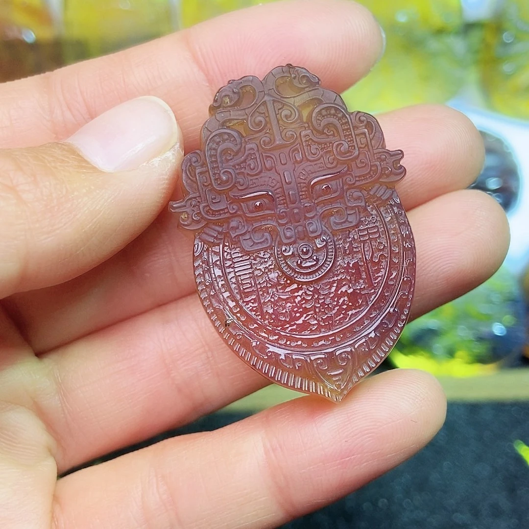 琥珀颈饰未镶嵌九宫八卦