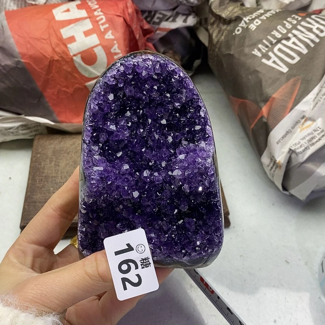 紫晶大型摆件（非配饰）未镶嵌