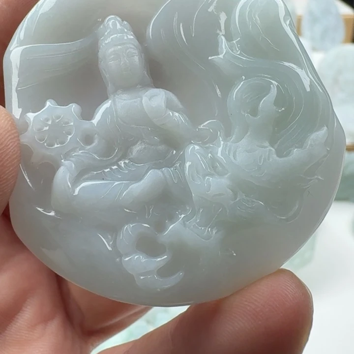 翡翠未镶嵌颈饰天然缅甸A货翡翠