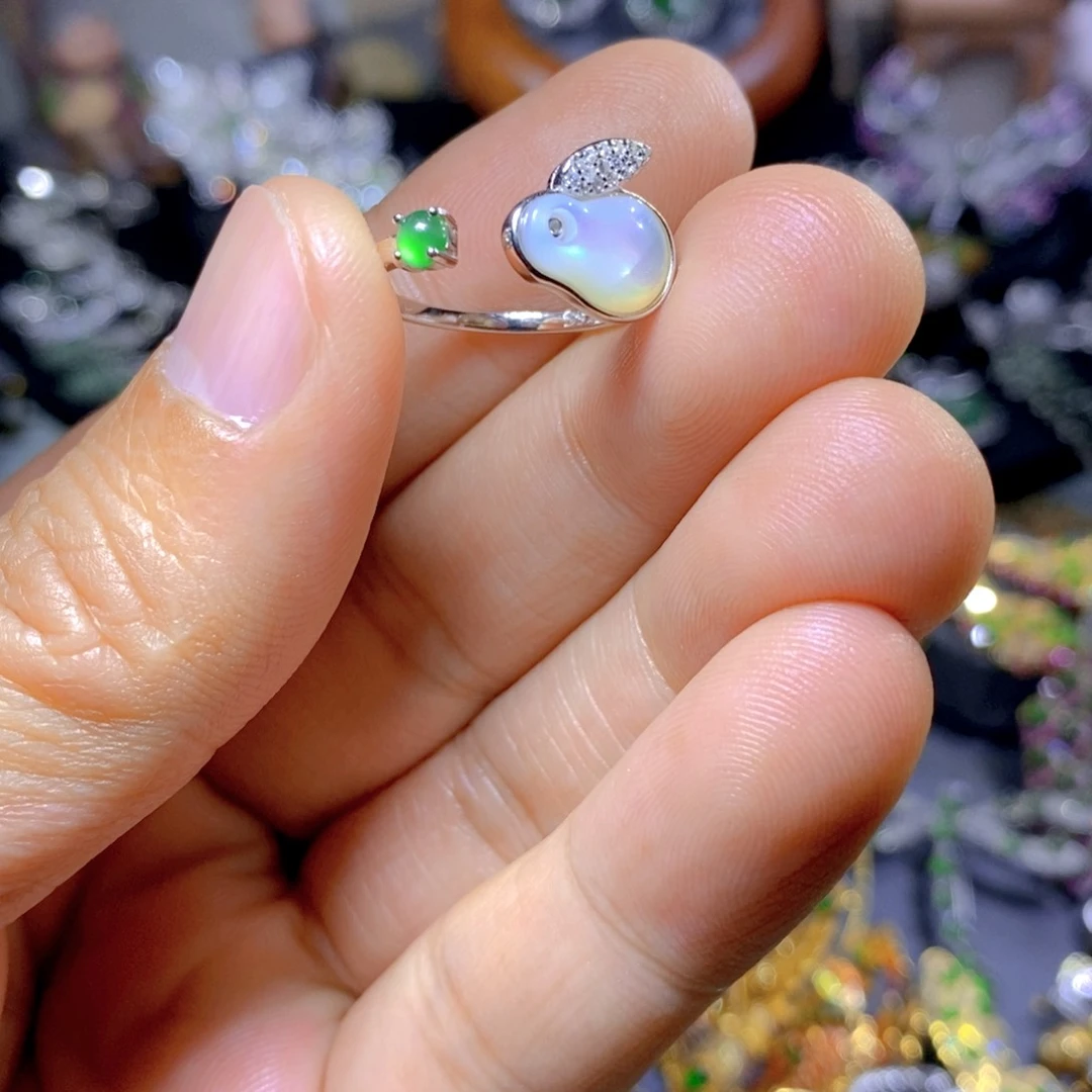 翡翠颈饰银S925镶嵌天然翡翠