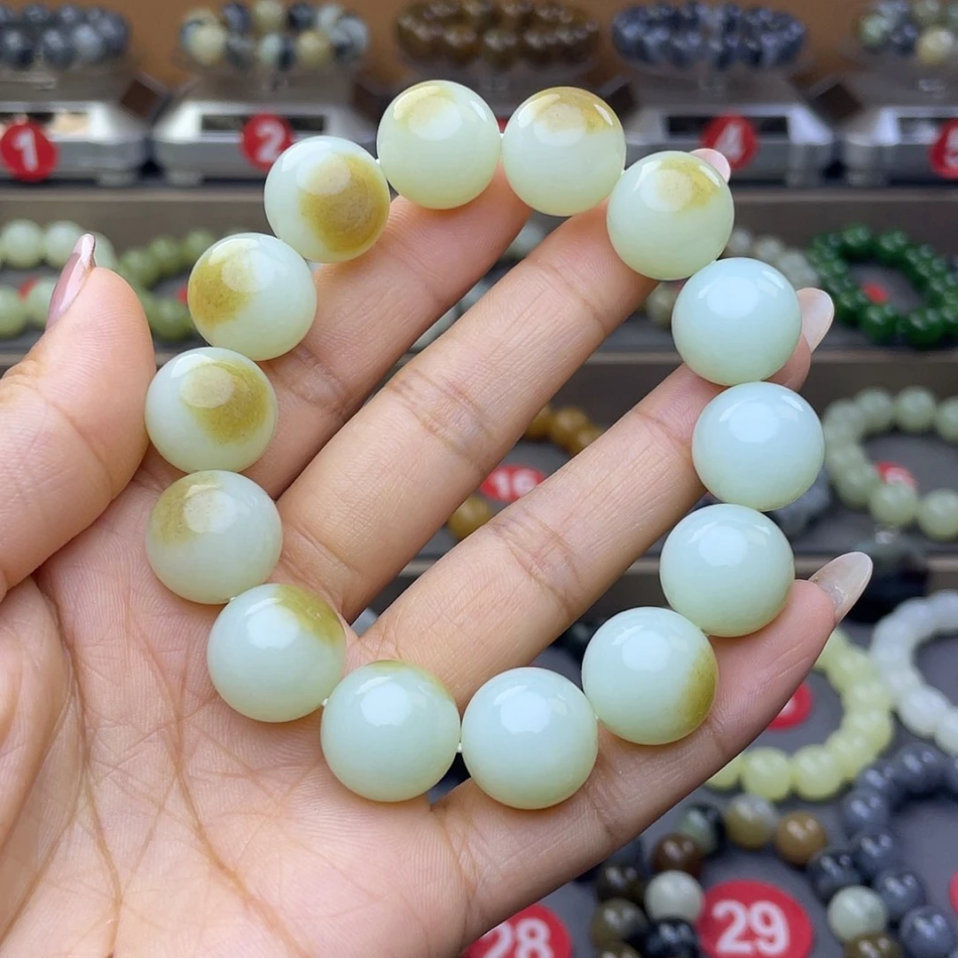 手串未镶嵌和田玉沙**鹰