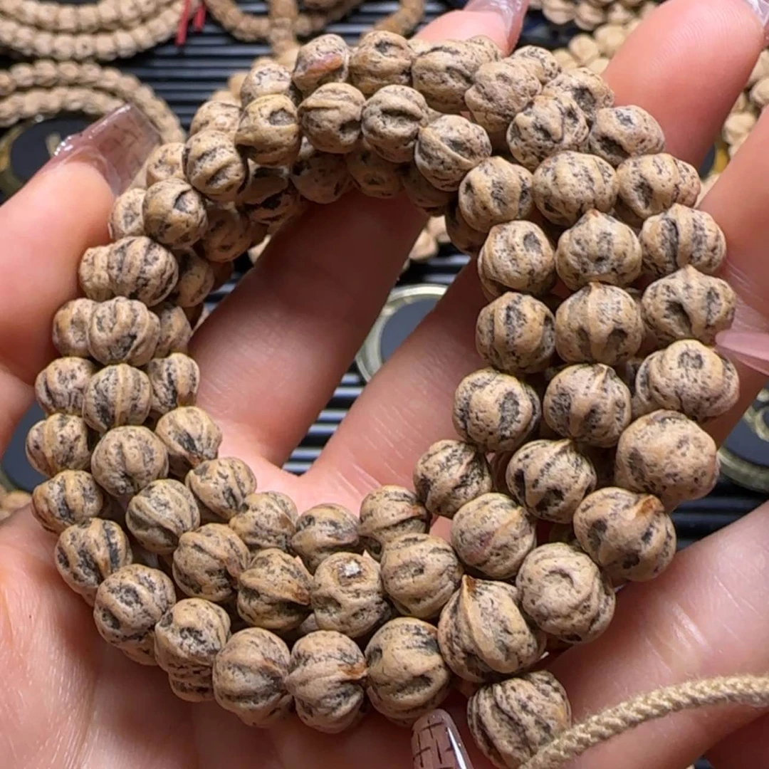 【闪购商品】柏香籽/百香籽吊坠甲****佬