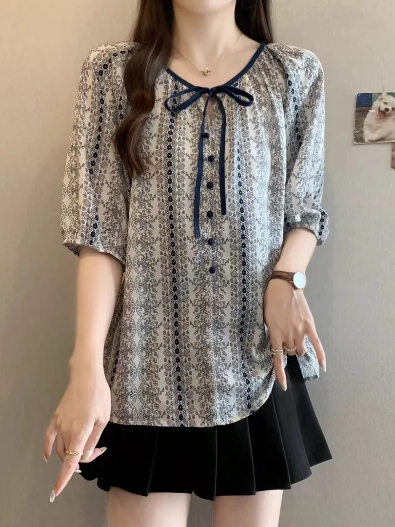 短款夏季法式碎花女款白衬衫宽松小衫洋气上衣百搭衬衫雪纺衫气质