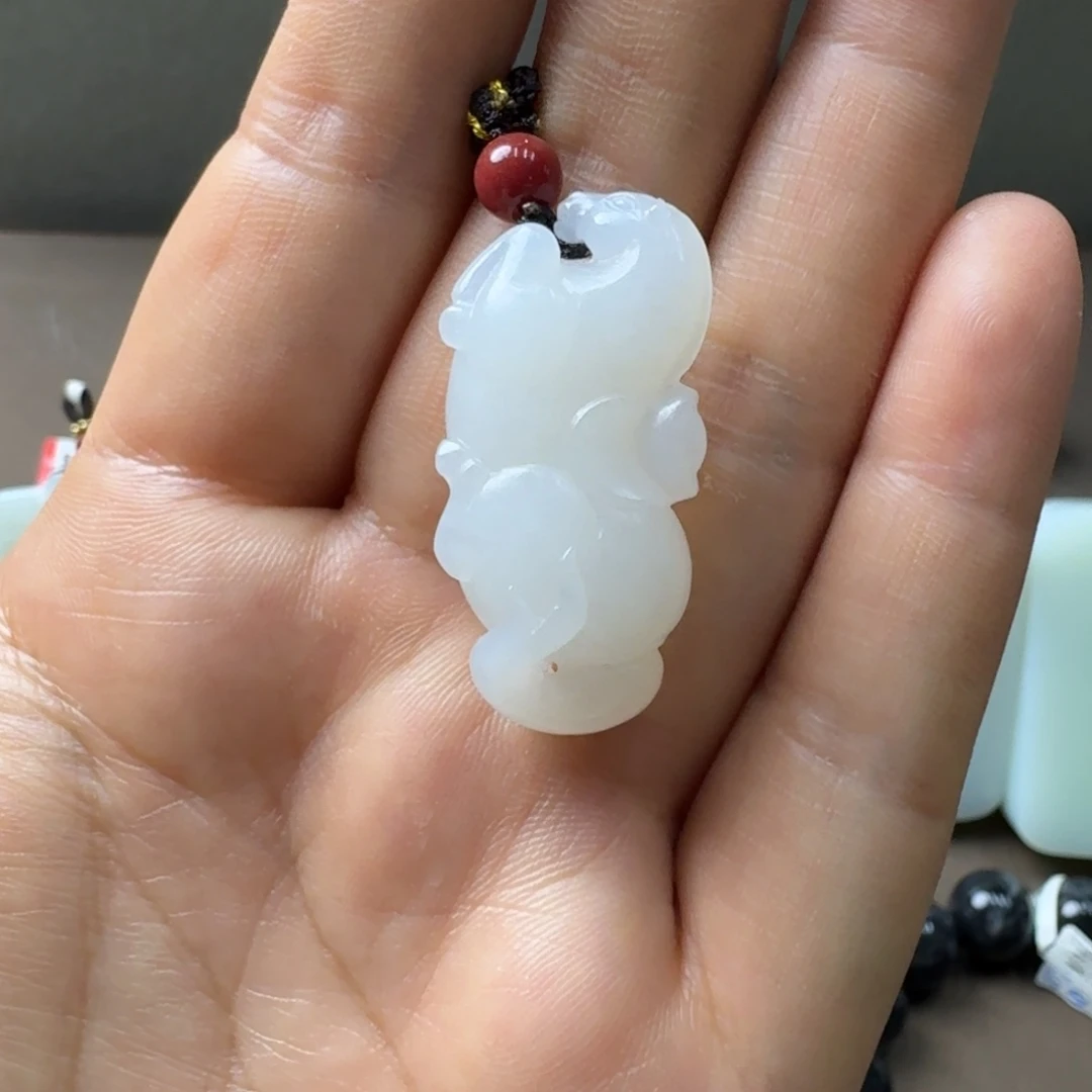 和田玉未镶嵌吊坠(不含链)