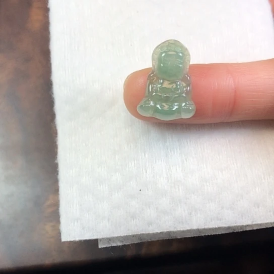 翡翠未镶嵌颈饰缅甸A货，每天下午1点半开播