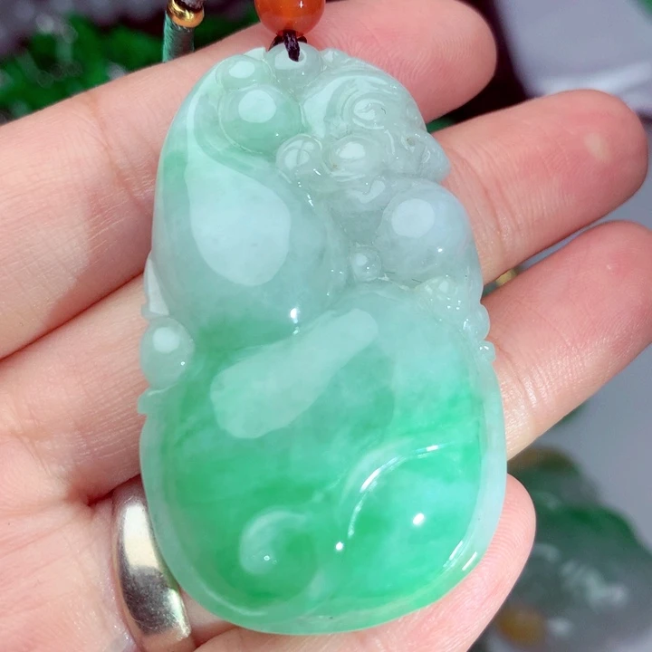 翡翠未镶嵌毛衣链