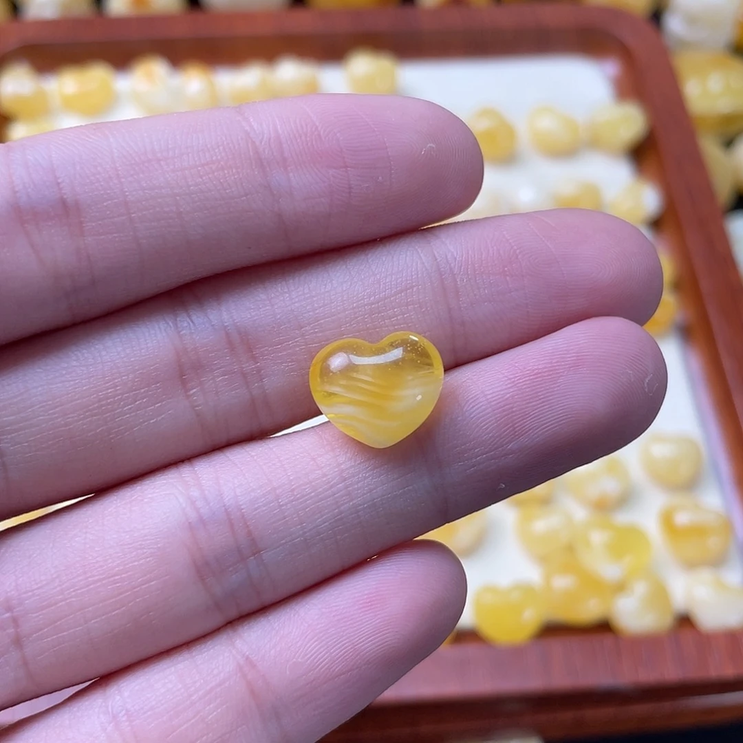 琥珀珠宝奇石未镶嵌文****重