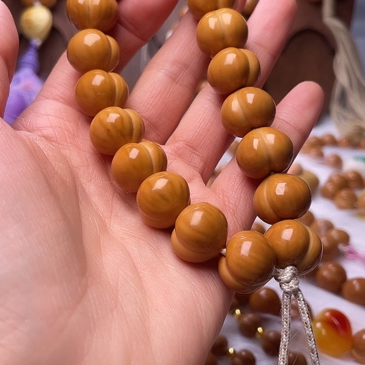 吊坠猴头核桃15尺寸柯基屁桃