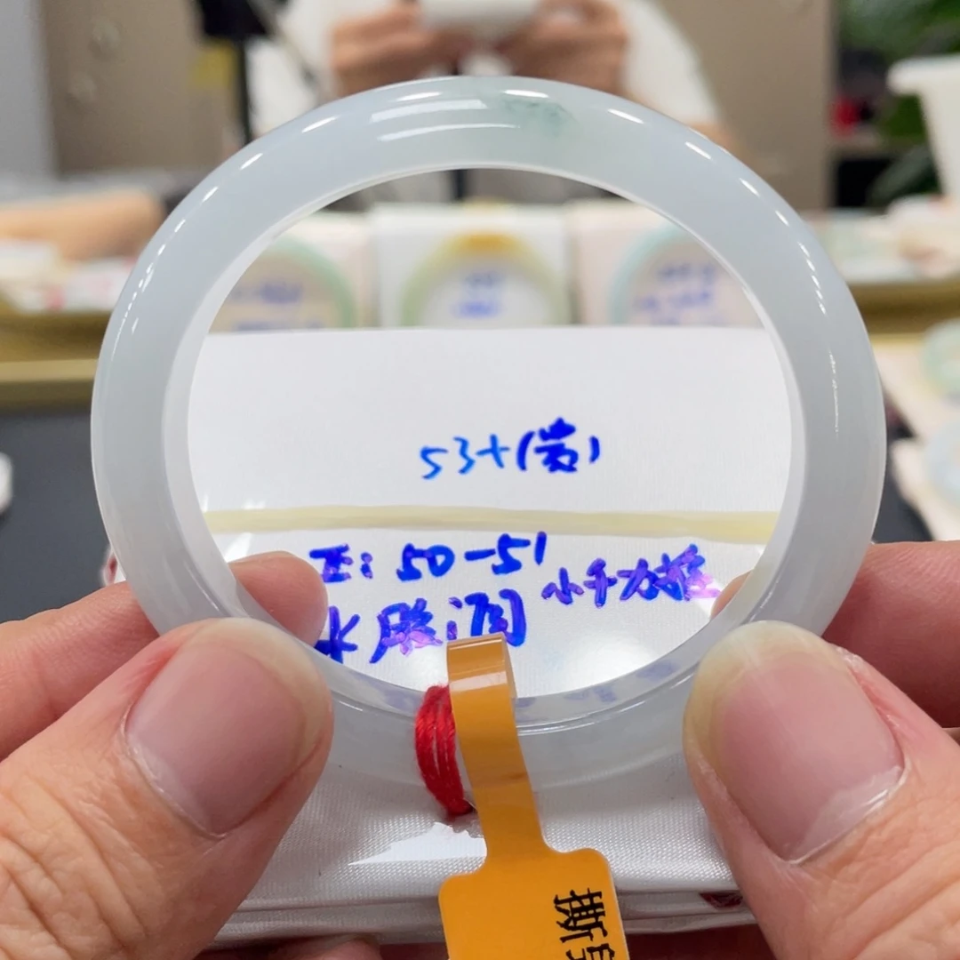 翡翠未镶嵌手镯翡翠手镯